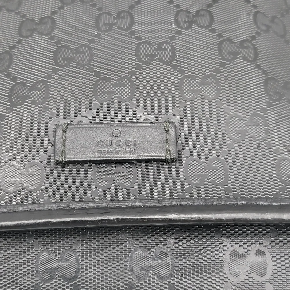 Gucci Imprime Black GG Supreme Canvas Crossbody Unisex Bag... Authentic w/COA...